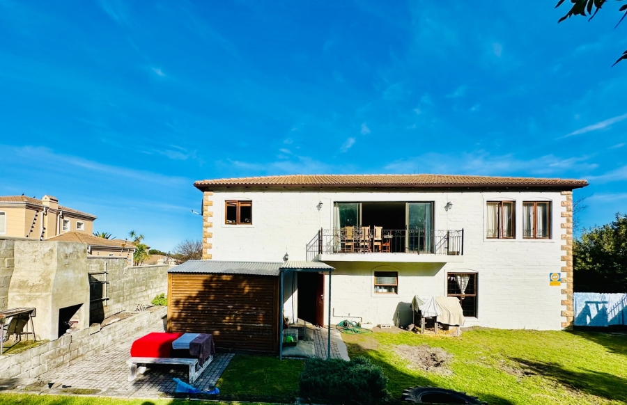 3 Bedroom Property for Sale in Onrus Western Cape
